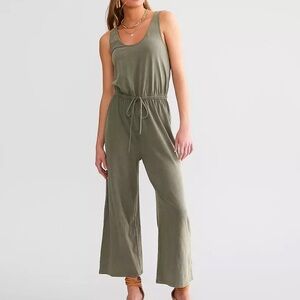 Olive Green Sleeveless Jumpsuit
